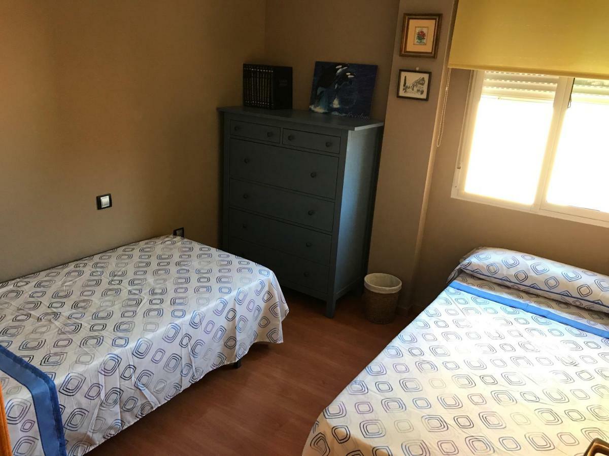 Апартаменты Apartamento Centro Rincon Playa Ринкон-де-ла-Викториа Экстерьер фото