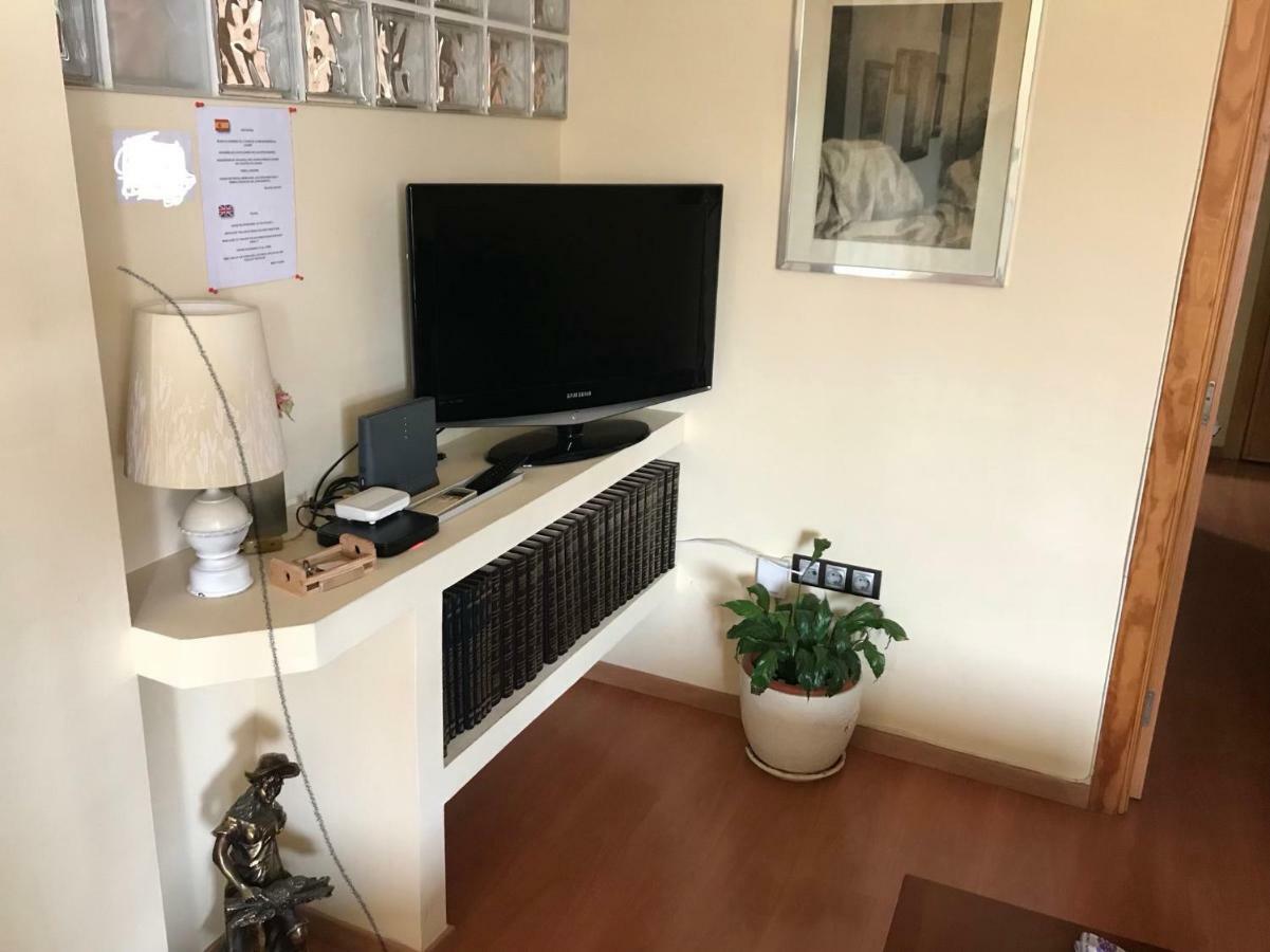 Апартаменты Apartamento Centro Rincon Playa Ринкон-де-ла-Викториа Экстерьер фото